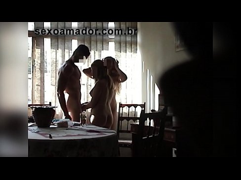 ❤️ Seksvriende nooi 'n reuse man en 'n drietal saam met hom ❤ Seksvideo by porn af.killvs.top ❤