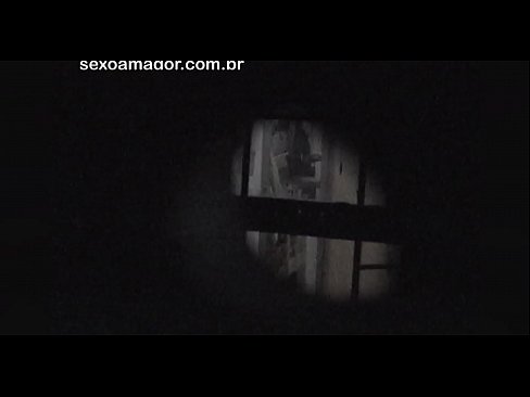 ❤️ Blondie word in die geheim video-opgeneem deur 'n buurtvoyeur wat agter hol bakstene versteek is ❤ Seksvideo by porn af.killvs.top ❤
